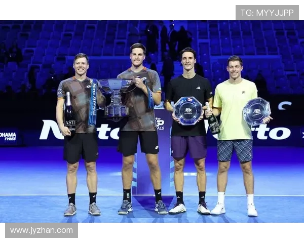 新赛季多位网球名将强势回归各大战线争夺焦点引发全球球迷热议声